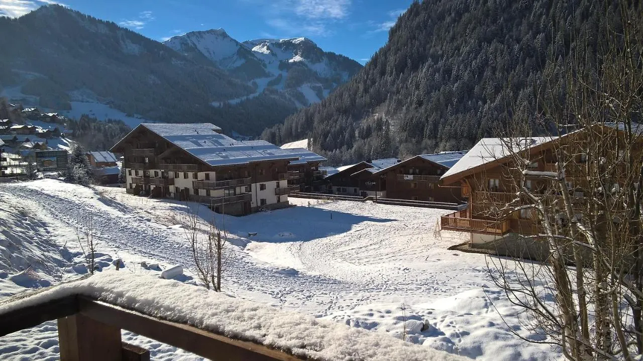 Appartement Dans Petit Chalet Chatel